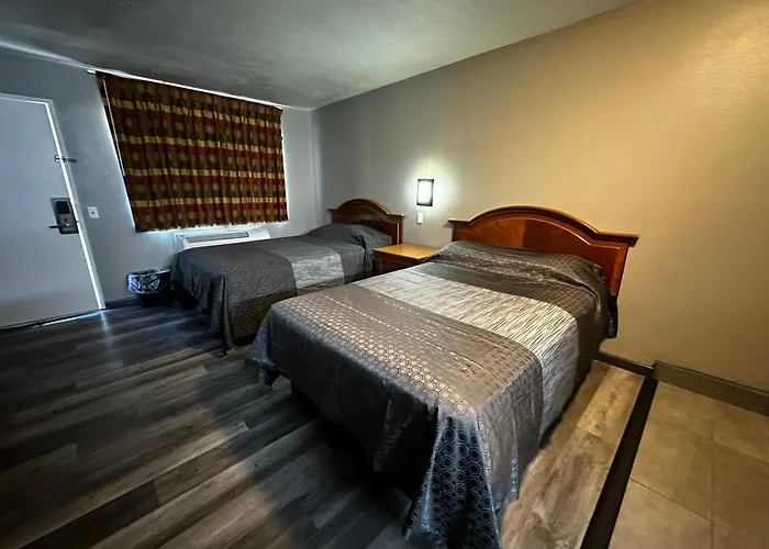 Sunpark Inn & Suites